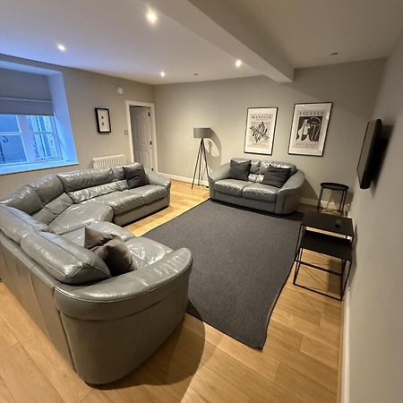 Union Terrace Garden View Apartment Абърдийн Екстериор снимка