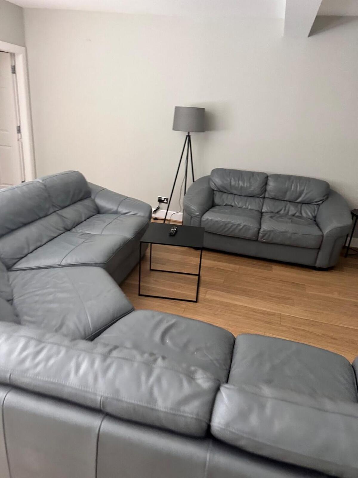 Union Terrace Garden View Apartment Абърдийн Екстериор снимка